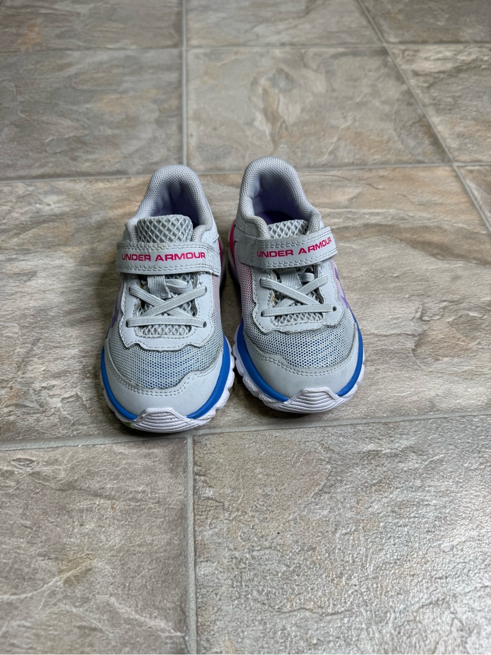 Under Armour Assert TD Shoe Size 6c Gray 3024638-106 Preowned